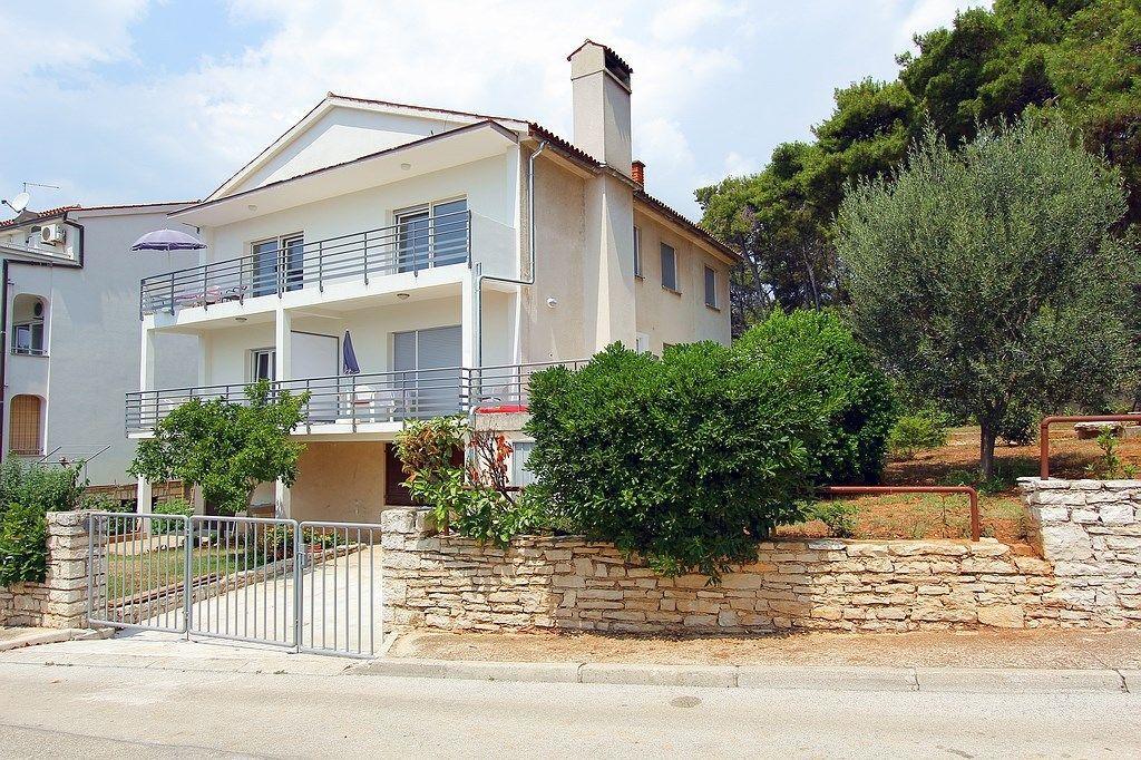 Apartment Mauri